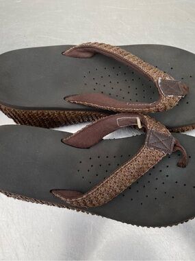 Volatile Woven Brown Flip Flop Sandals